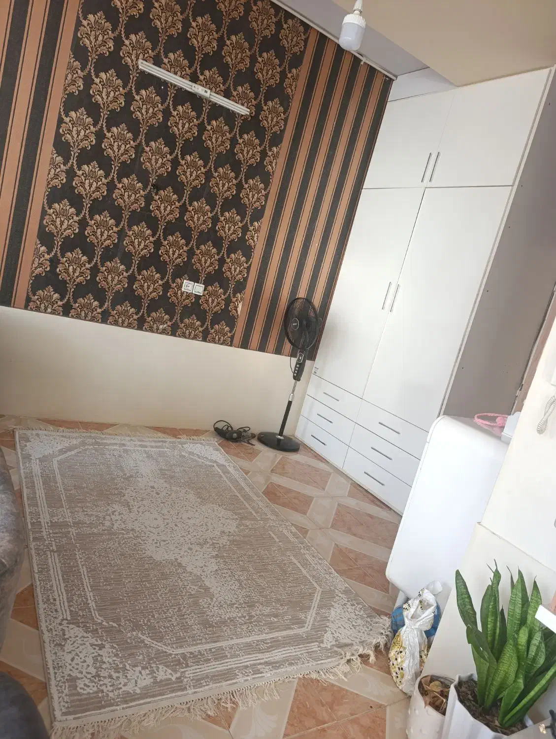 واحد 90 متری چهارراه علی زغالی|اجارهٔ آپارتمان|سبزوار, امیر کبیر|دیوار