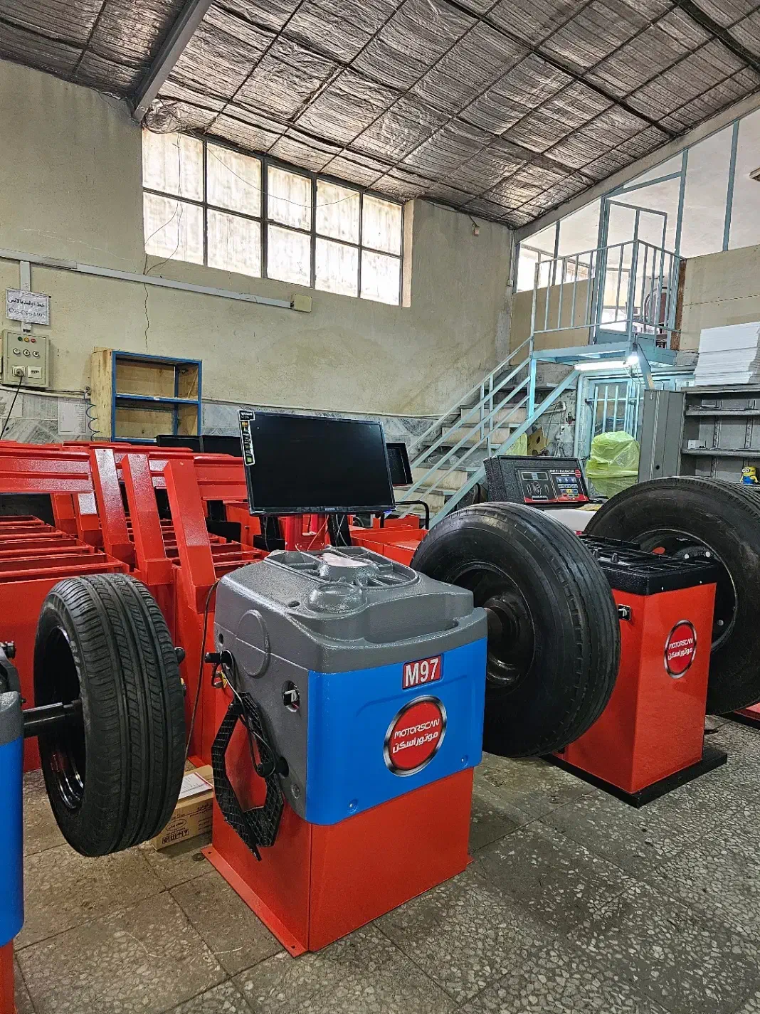 دستگاه بالانس چرخ دیجیتال و مانیتوری|ماشینآلات صنعتی|اهواز, ۲۴ متری|دیوار