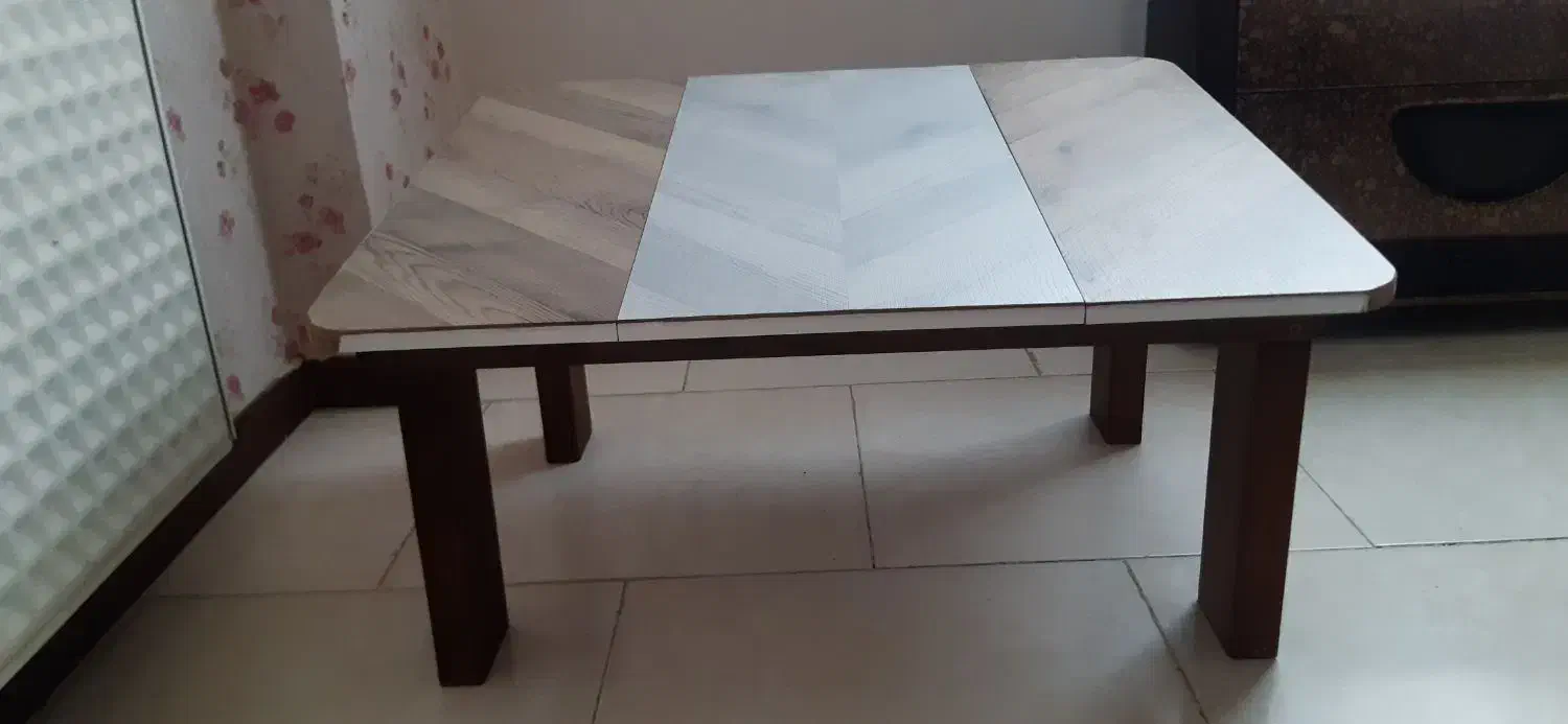 میز|میز تحریر و کامپیوتر|کاشان, شهرک خاتم الانبیا (مسکن ملی کاشان)|دیوار