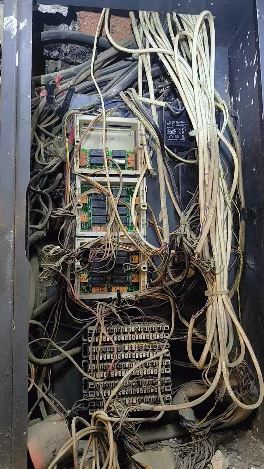 بازسازی سیمکشی قدیمی آیفون تصویری،تعمیر و نصب|خدمات پیشه و مهارت|تهران, فلسطین (میدان انقلاب)|دیوار