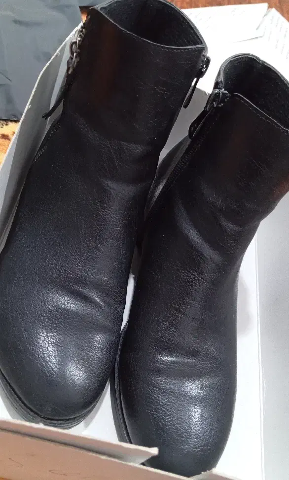 بوت چرم تبریز|کیف، کفش، کمربند|کوهدشت, |دیوار