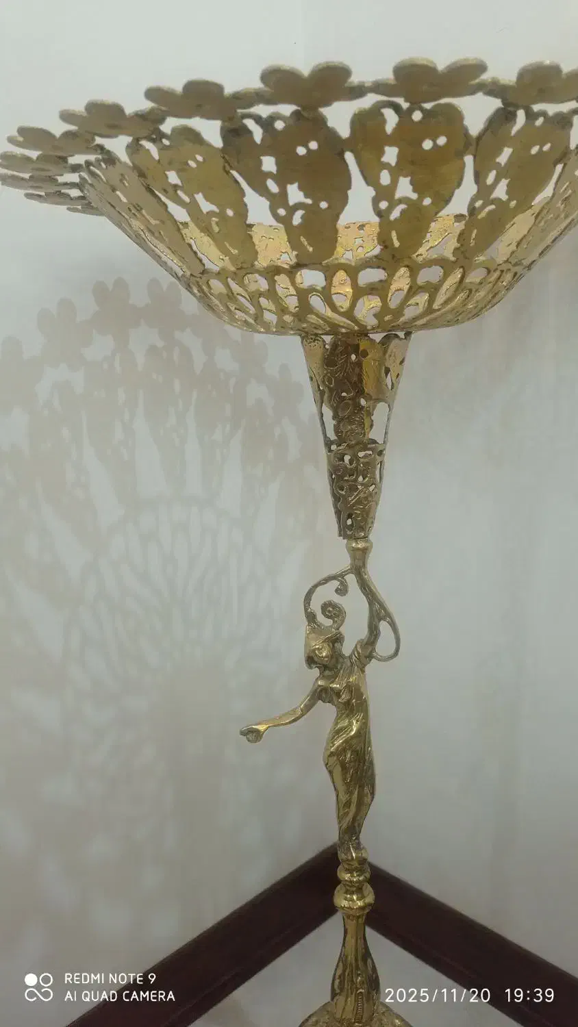 میوه خوری پایه دار برنز|ظروف سرو و پذیرایی|اراک, |دیوار