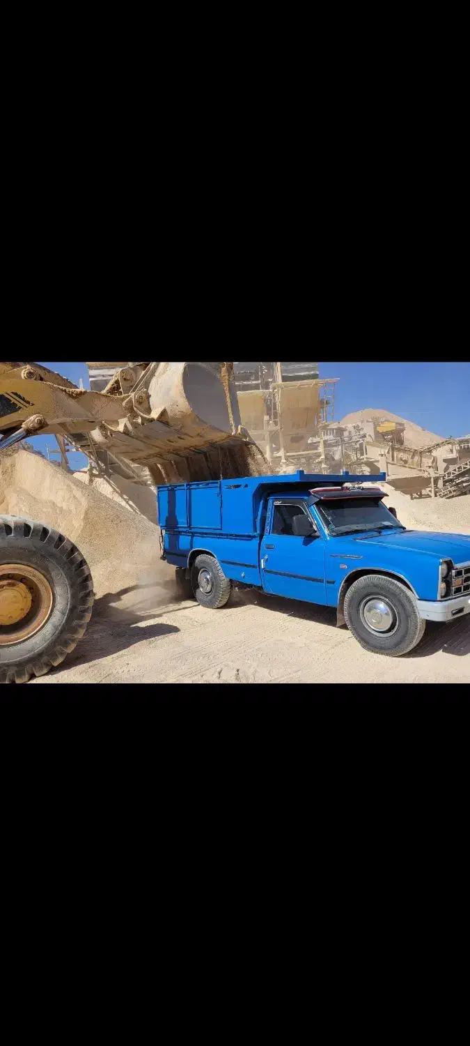 حمل انواع ماسه.خاک باغچه.بادومی.نخودی ماسه بادی|خدمات حمل و نقل|شیراز, دوکوهک|دیوار