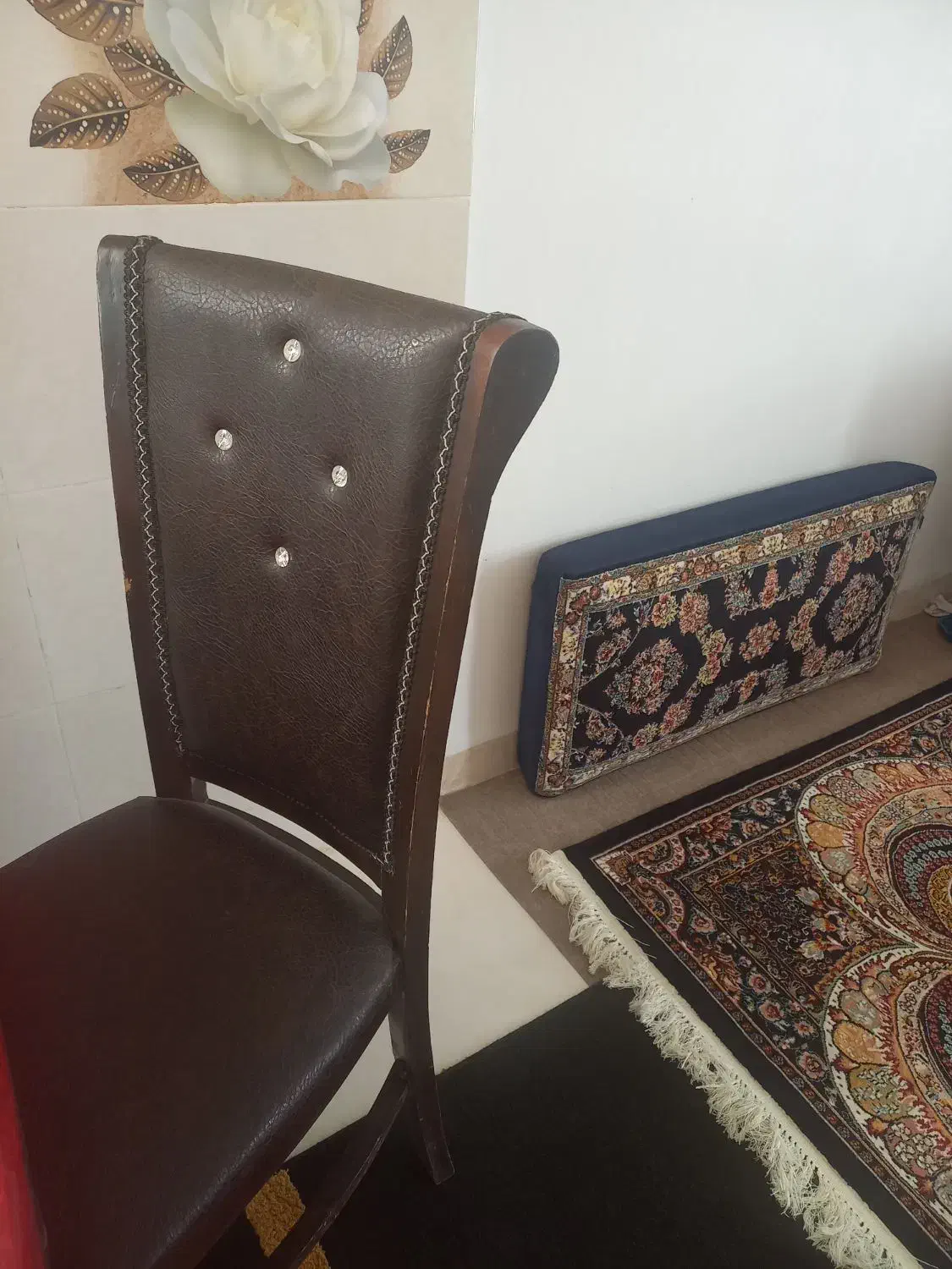 میز غذاخوری|میز و صندلی غذاخوری|گوآور, |دیوار