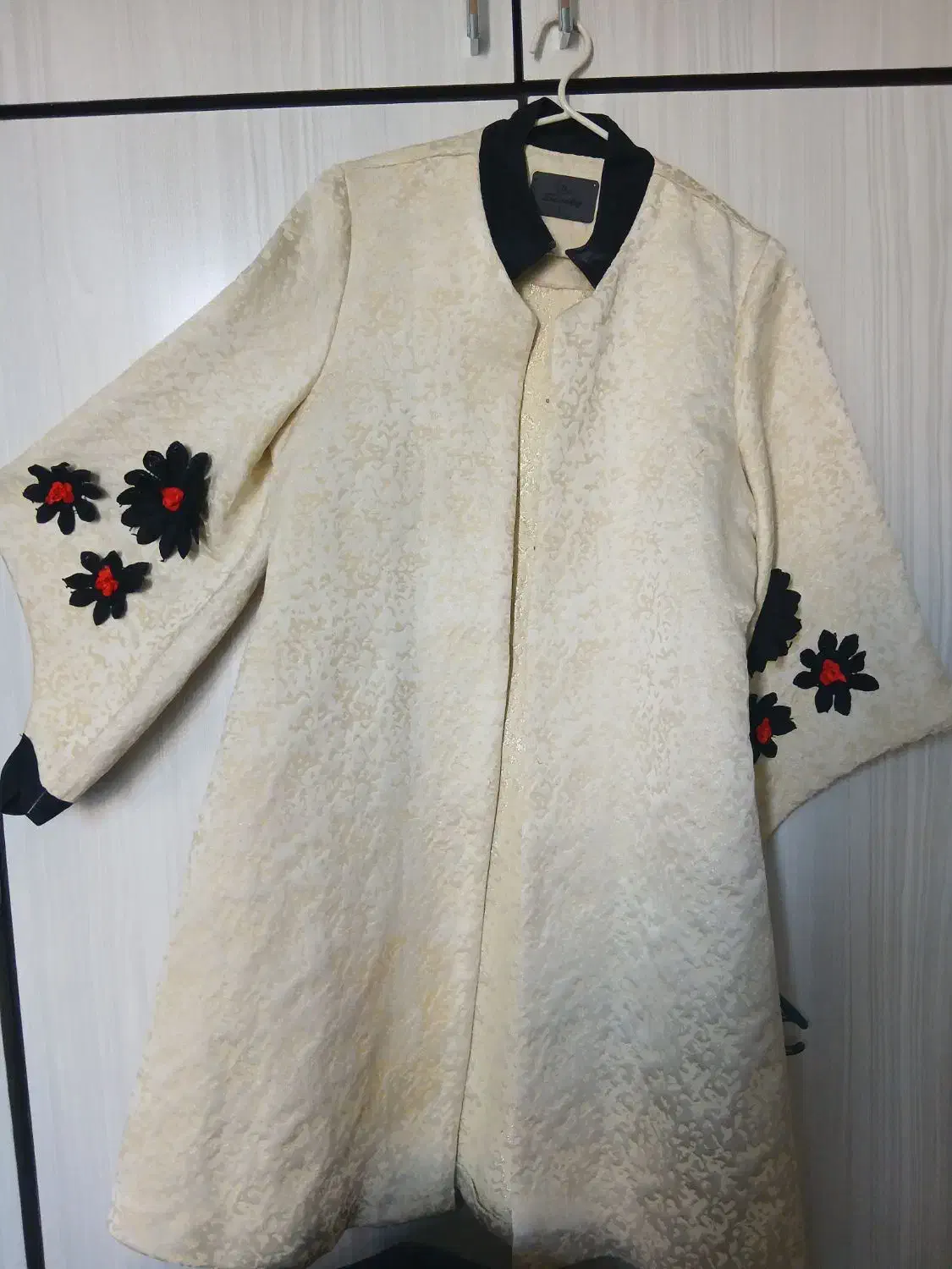 مانتو مجلسی|لباس|اردبیل, |دیوار