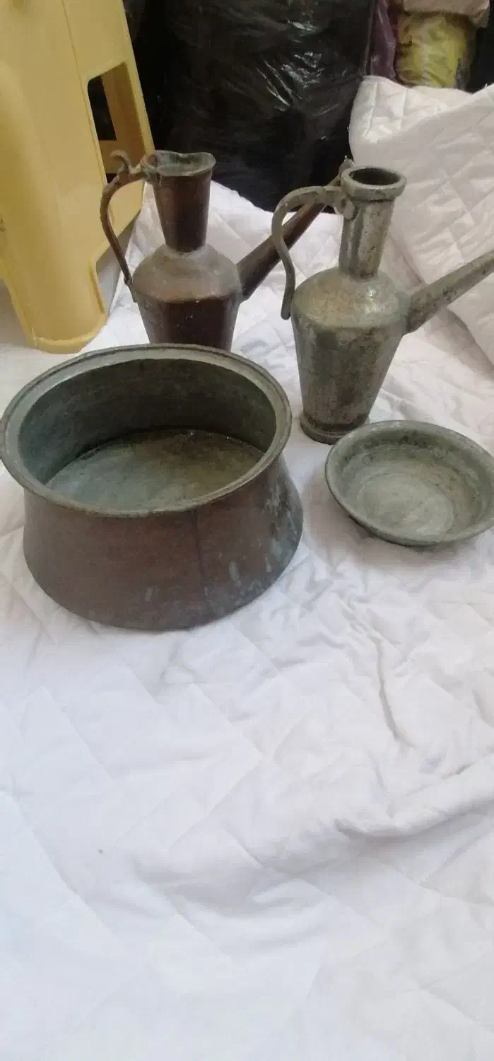 آفتابه دیگ کاسه قدیمی|کلکسیون اشیاء عتیقه|شیروان (خراسان), |دیوار