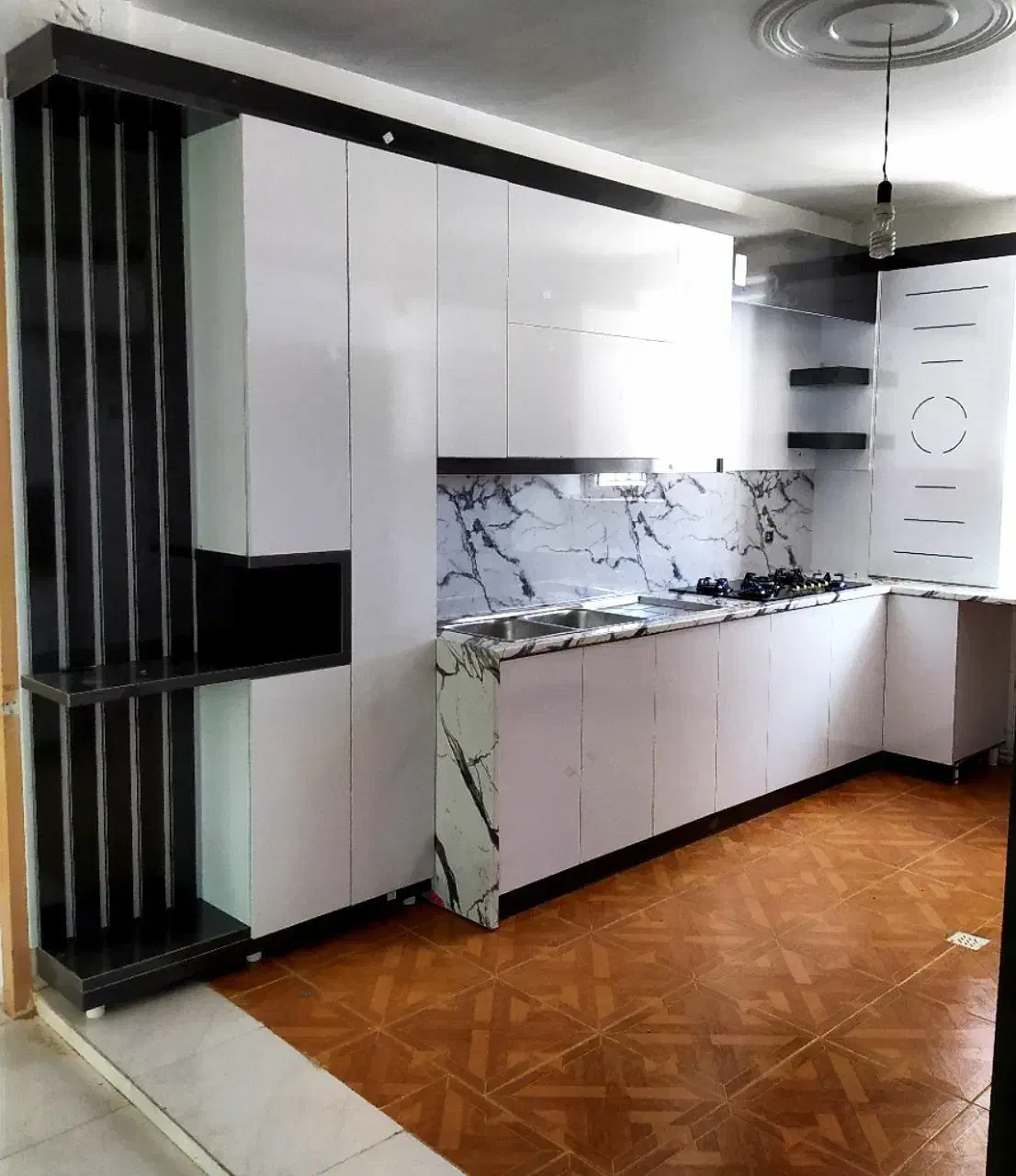 کابینت و کمد دیواری و دکور مغازه|مصالح و تجهیزات ساختمان|بم, |دیوار