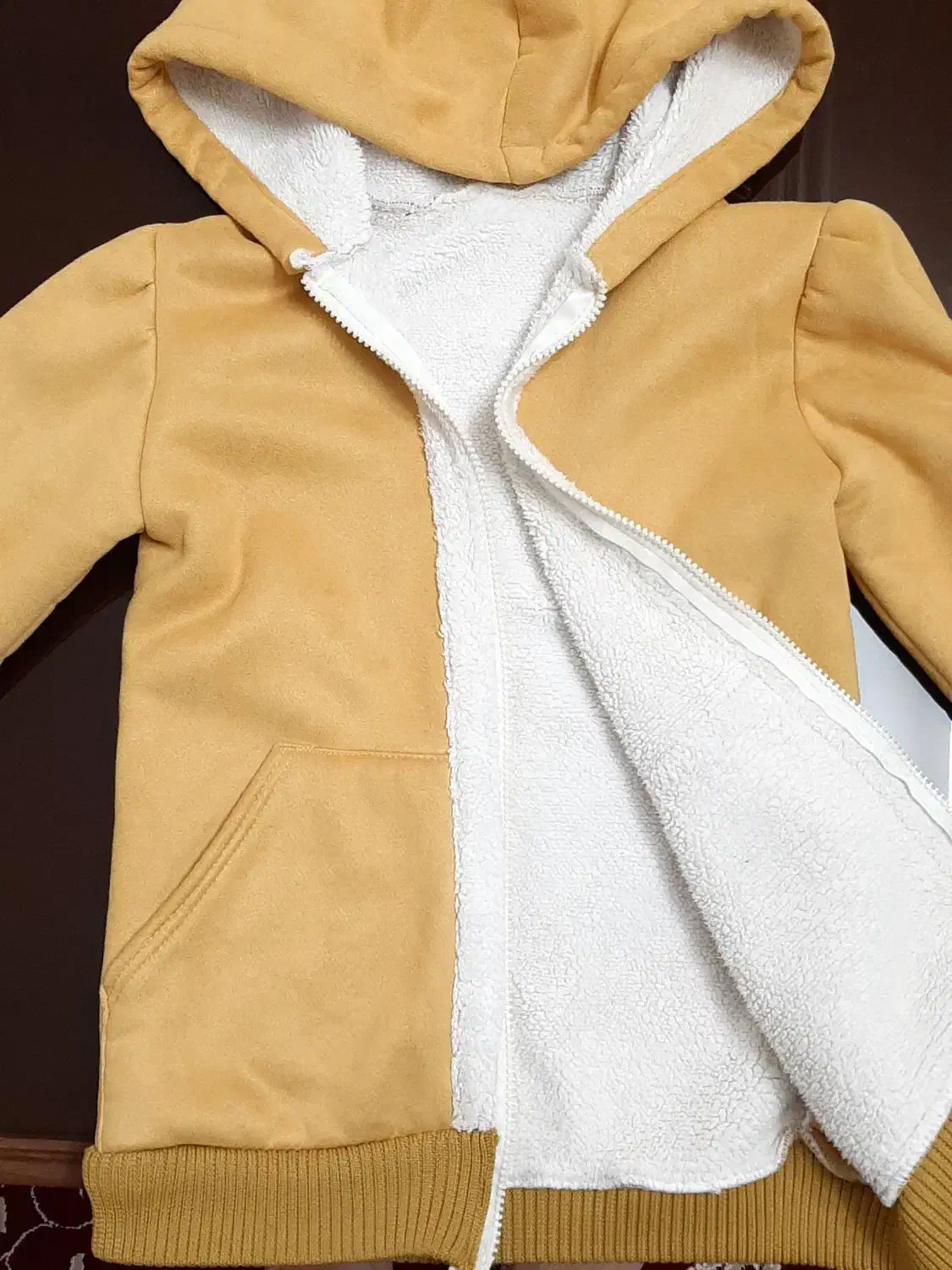 سویشرت گرم|لباس|آران و بیدگل, |دیوار