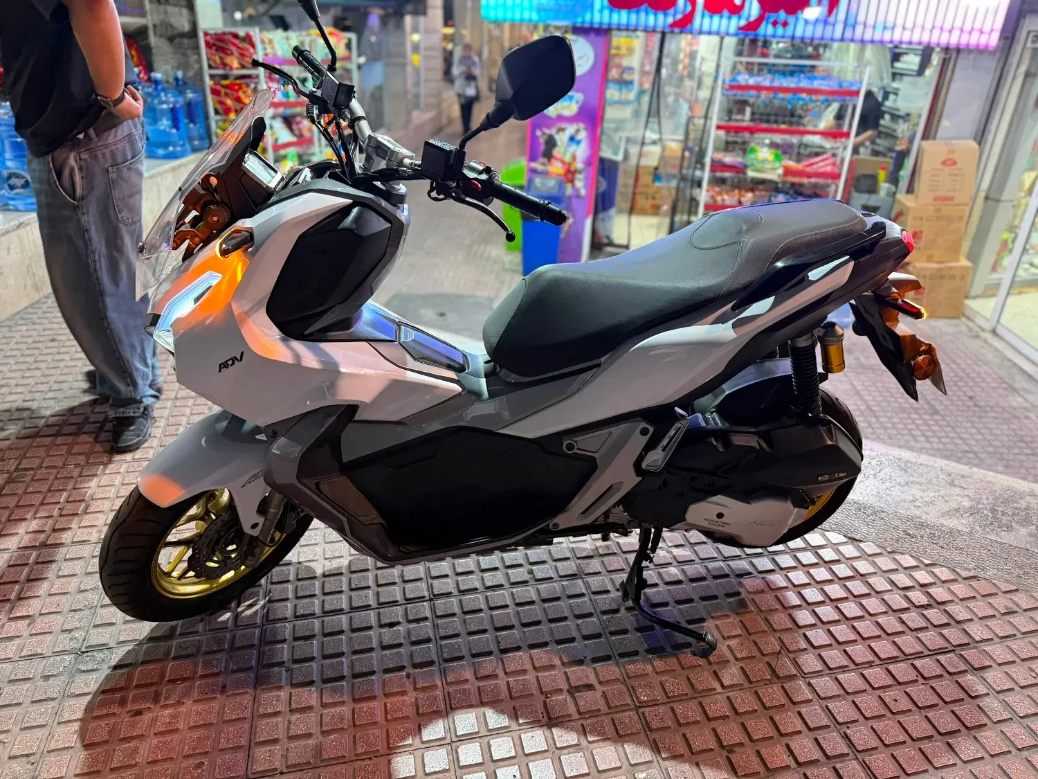 adv 150|موتورسیکلت|تهران, ستارخان|دیوار
