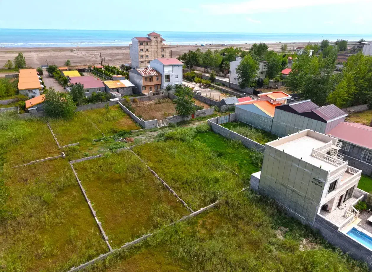 زمین ساحلی پلاک 4 دریا با ویو فوق العاده دریای آبی|فروش زمین و ملک کلنگی|رشت, معلم|دیوار