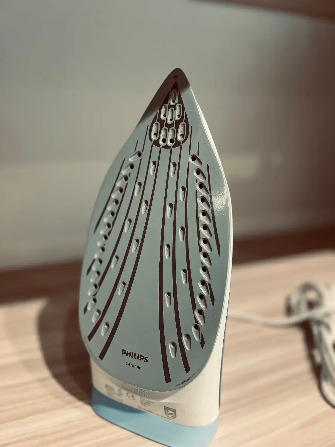 اتو ۲۲۰۰ وات فیلیپس|اتو و لوازم اتو|اصفهان, تخت فولاد|دیوار