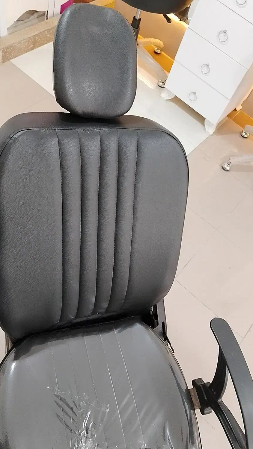 صندلی اصلاح درحد نو|آرایشگاه و سالن‌های زیبایی|اردبیل, |دیوار