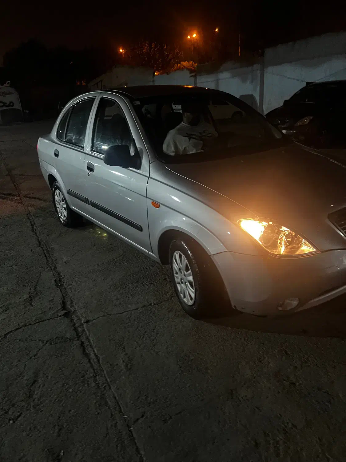 تیبا صندوق دار مدل۹۱شاسی پلمپ|خودرو سواری و وانت|هشتگرد, هشتگرد قدیم|دیوار