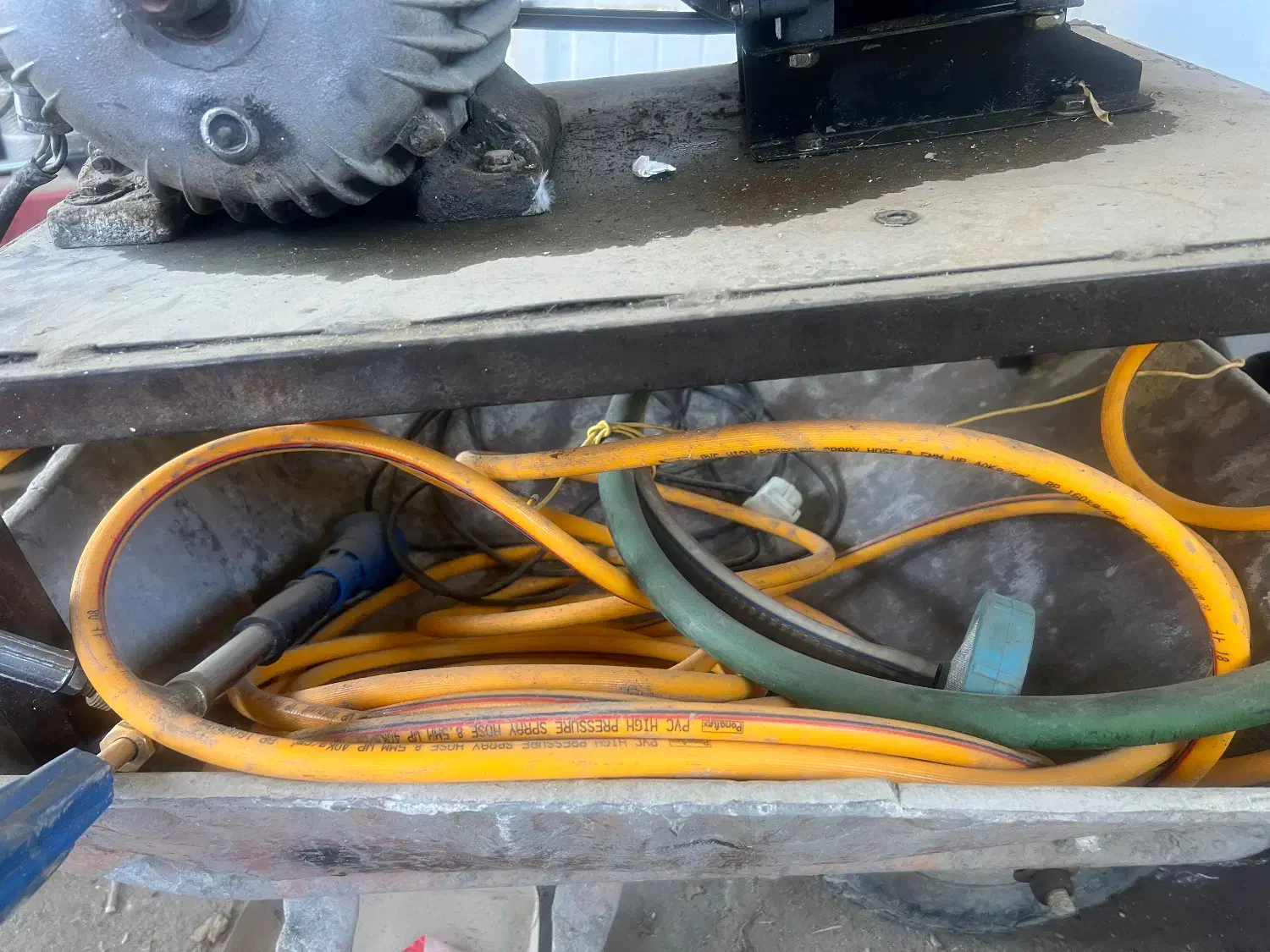 سم پاش و کاواش|ماشین‌آلات صنعتی|فرمهین, |دیوار