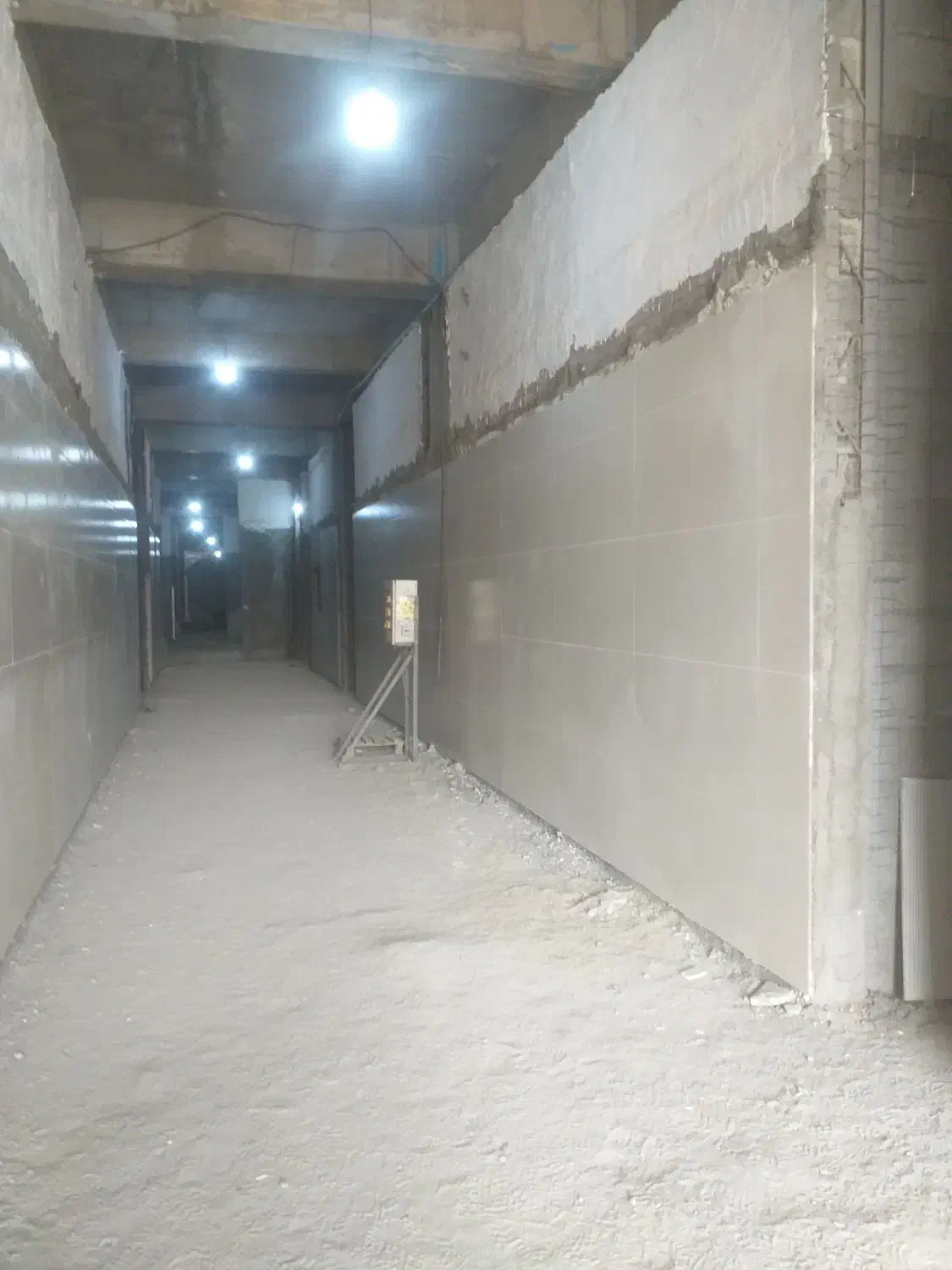 کاشیکار و سرامیک کار چسبی وکارگربرشکار|استخدام معماری، عمران و ساختمانی|ری, شهید بهشتی|دیوار