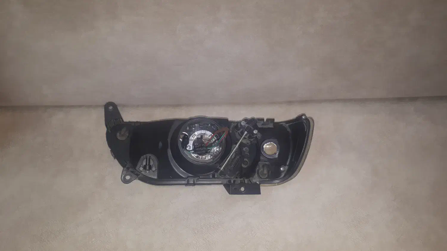 چراغ جلو پراید 131\141 سمت چپ|قطعات یدکی و لوازم جانبی|کرج, رجب‌آباد|دیوار