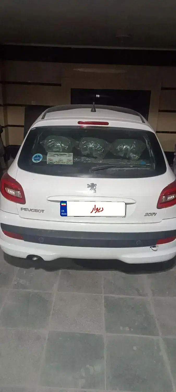 پژو ۲۰۷ سقف شیشه ای|خودرو سواری و وانت|گلستان (تهران), |دیوار