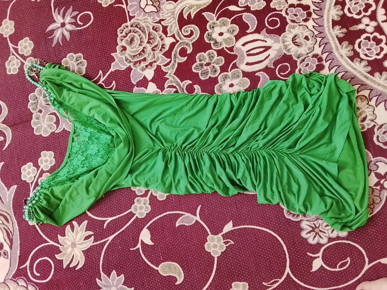 یک عددلباس مجلسی|لباس|کرمان, |دیوار