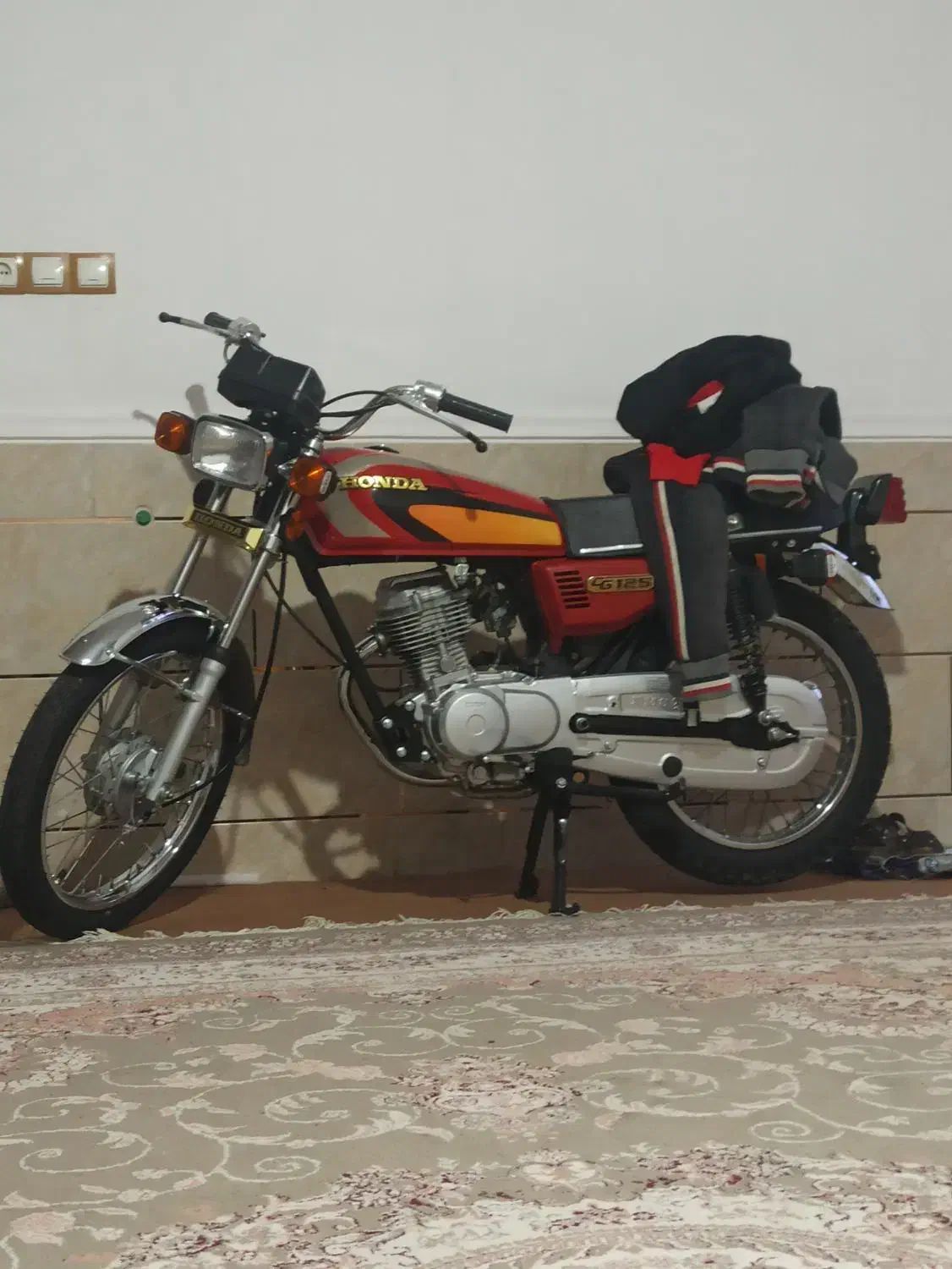 موتور هندا 125|موتورسیکلت|شیراز, داریون|دیوار