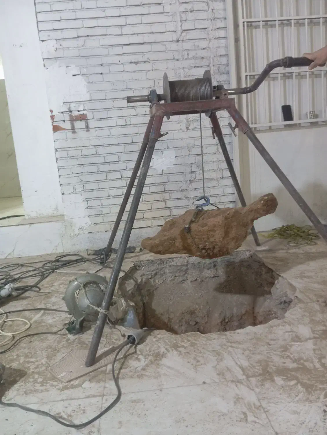 مغنی چاه کنی مقنی چاکن چاه آب وفاضلاب|خدمات پیشه و مهارت|چهاردانگه (تهران), |دیوار