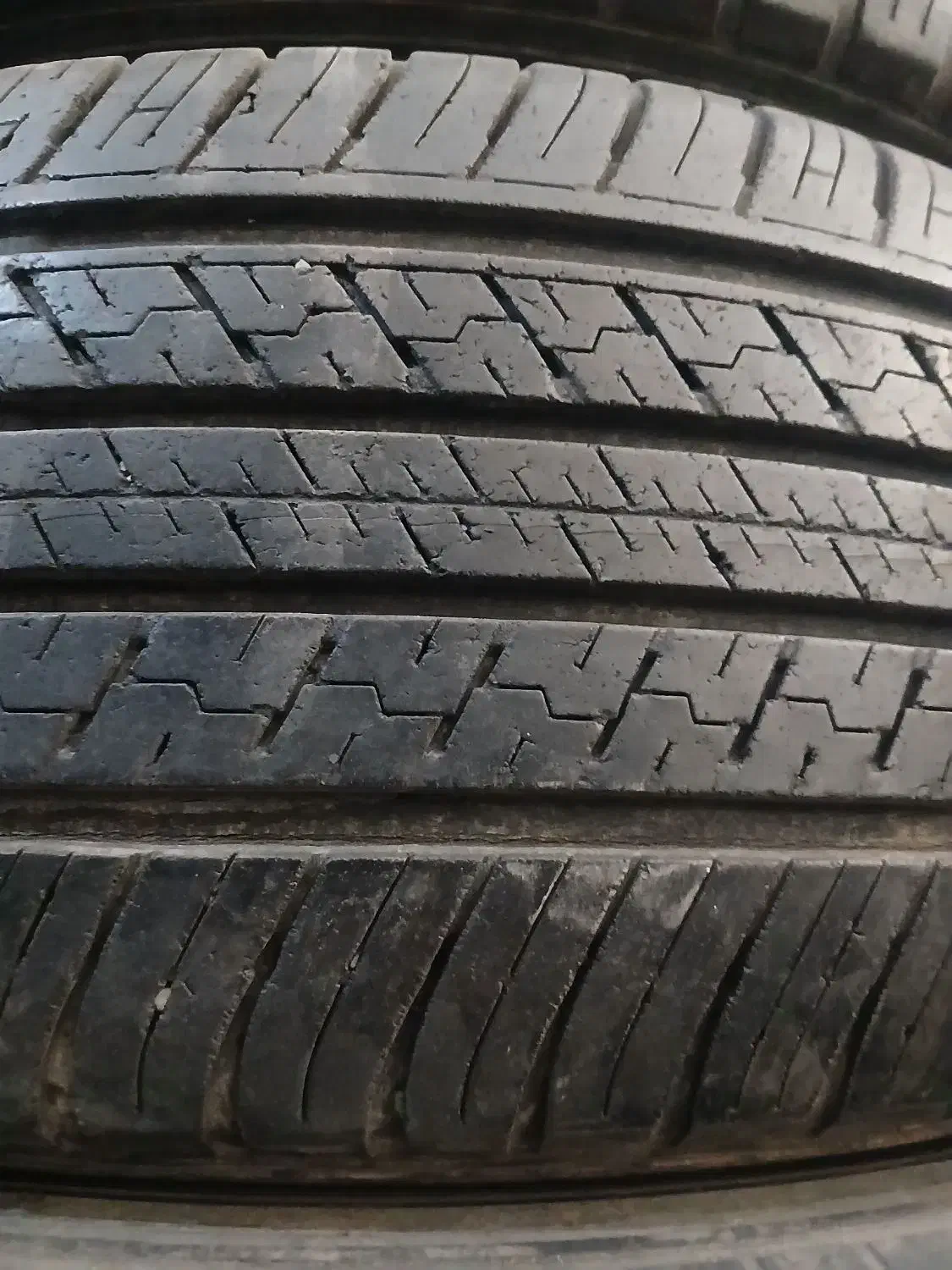 لاستیک ۲۳۵/۵۵/۱۸ دنلوپ ۸۰درصد|قطعات یدکی و لوازم جانبی|فردیس, فردیس|دیوار