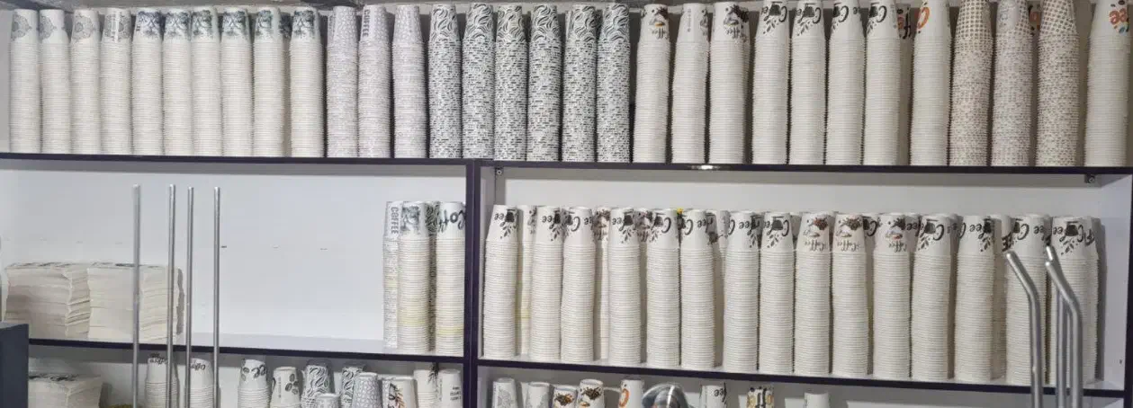 لیوان کاغذی|ظروف نگهدارنده، پلاستیکی، یک‌بارمصرف|سرعین, |دیوار