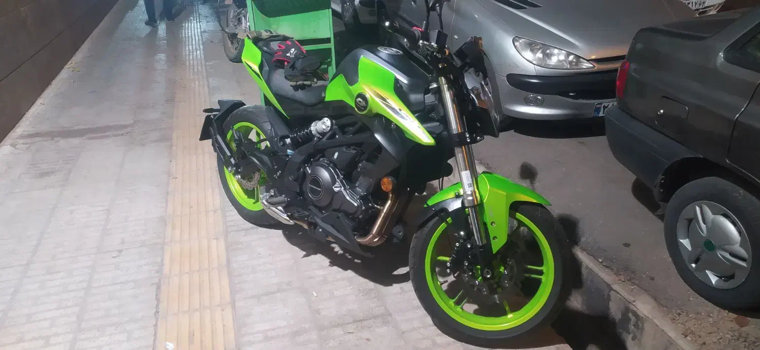 کیو جی qj srk 250 تیپ یک رنگ سبز|موتورسیکلت|شیراز, عفیفآباد|دیوار