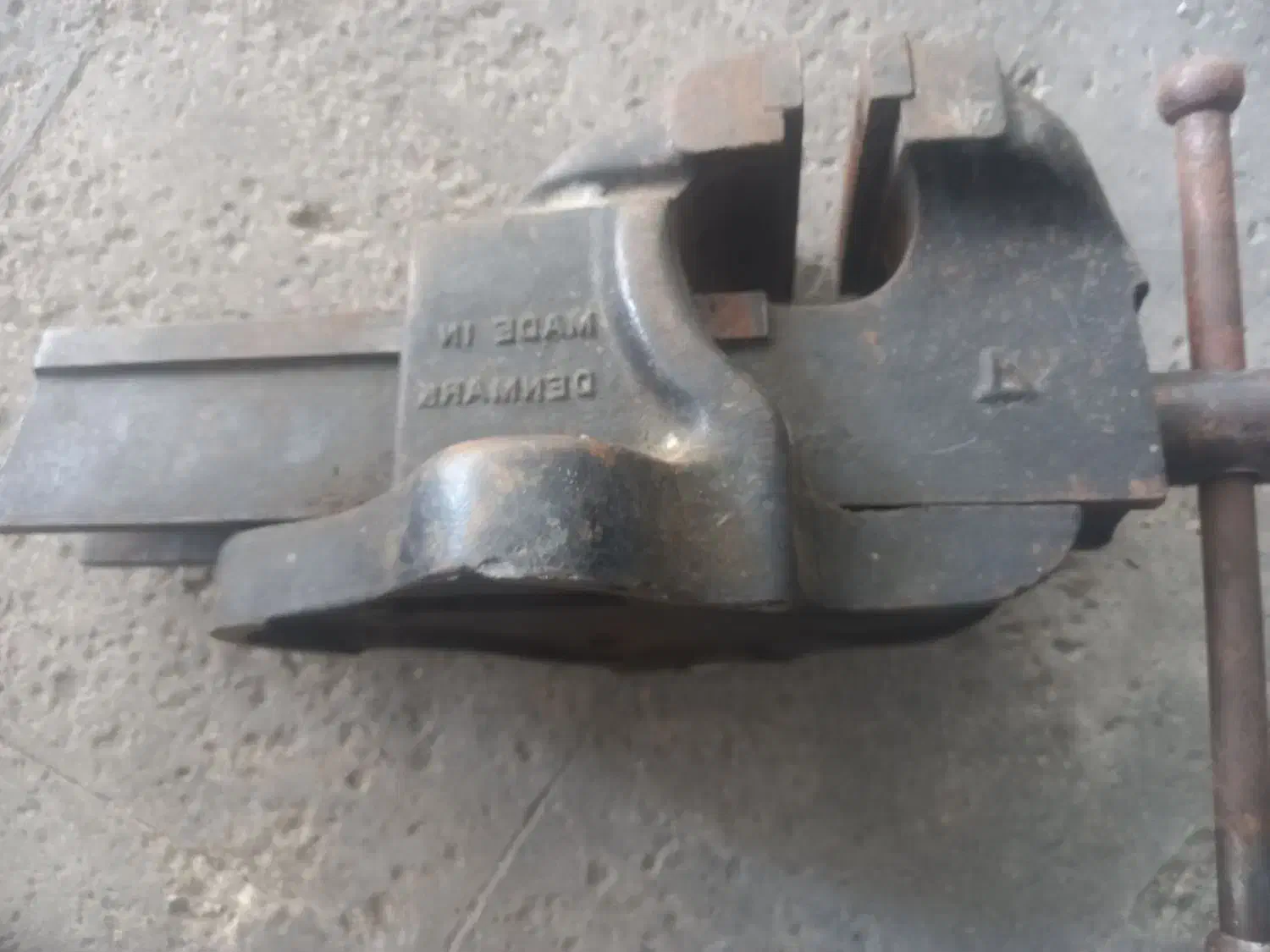 گیره رو میزی کار صنعتی|ابزارآلات|پردیس, فاز ۲|دیوار