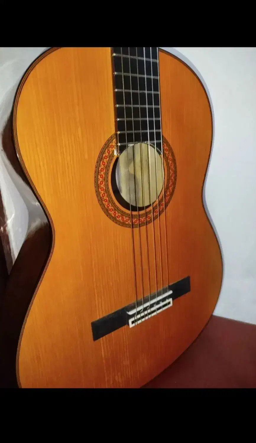 گیتار یاماهاc70|گیتار، بیس، امپلیفایر|رباط‌کریم, رباط‌کریم|دیوار