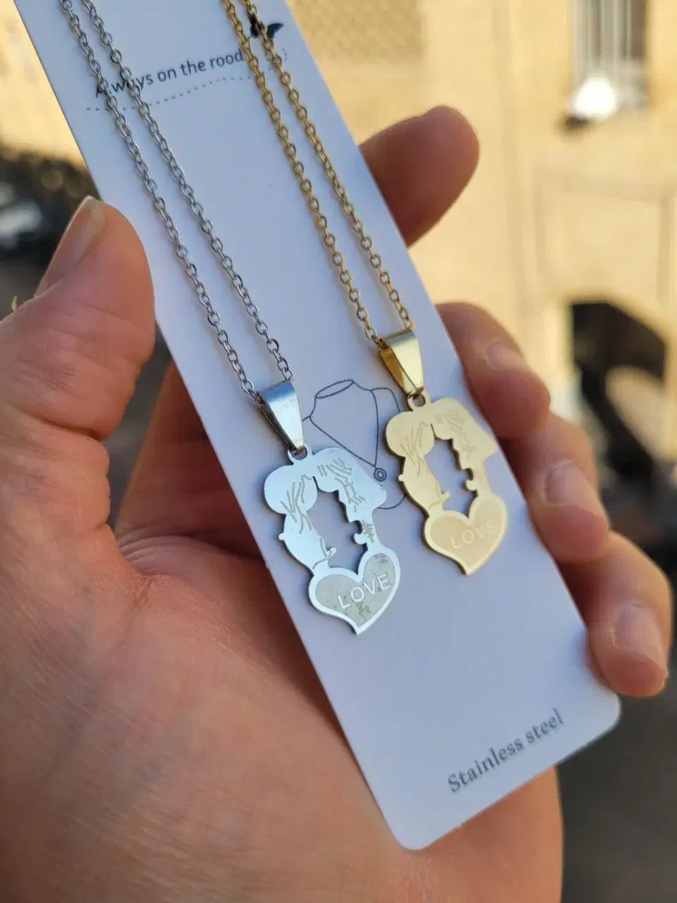 گردنبد|بدلیجات|کاشمر, |دیوار