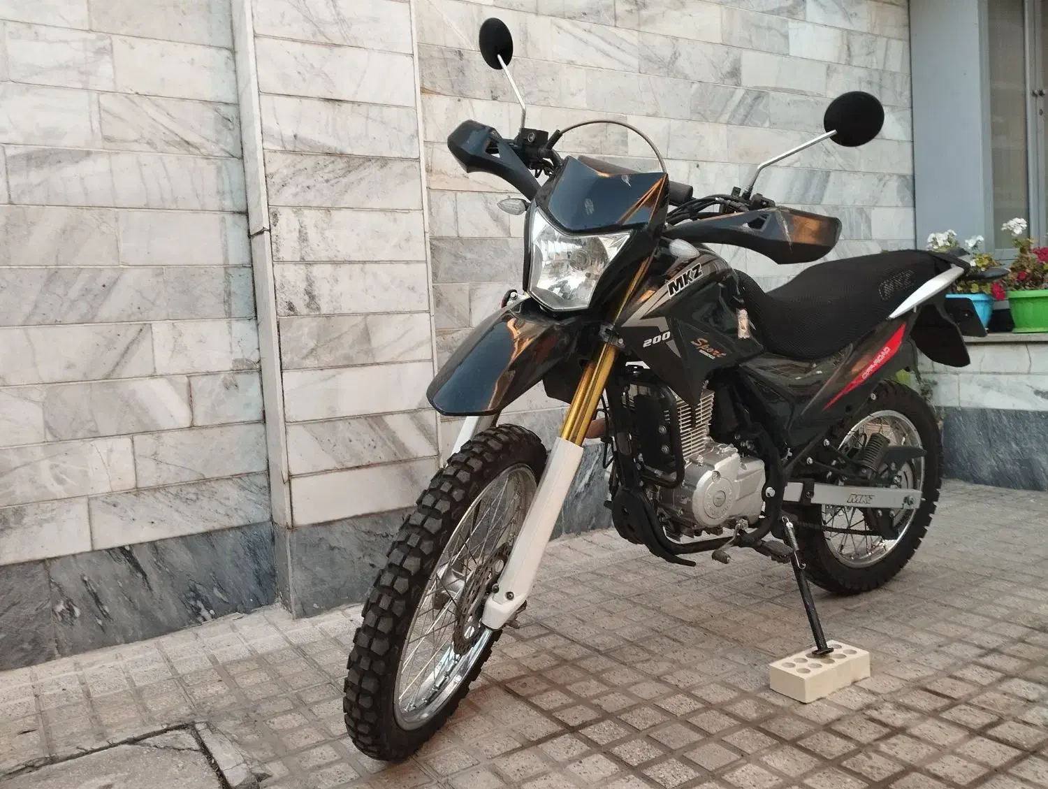 تریل mkz 200 مدل 1402 معاوضه با پراید|موتورسیکلت|زنجان, |دیوار
