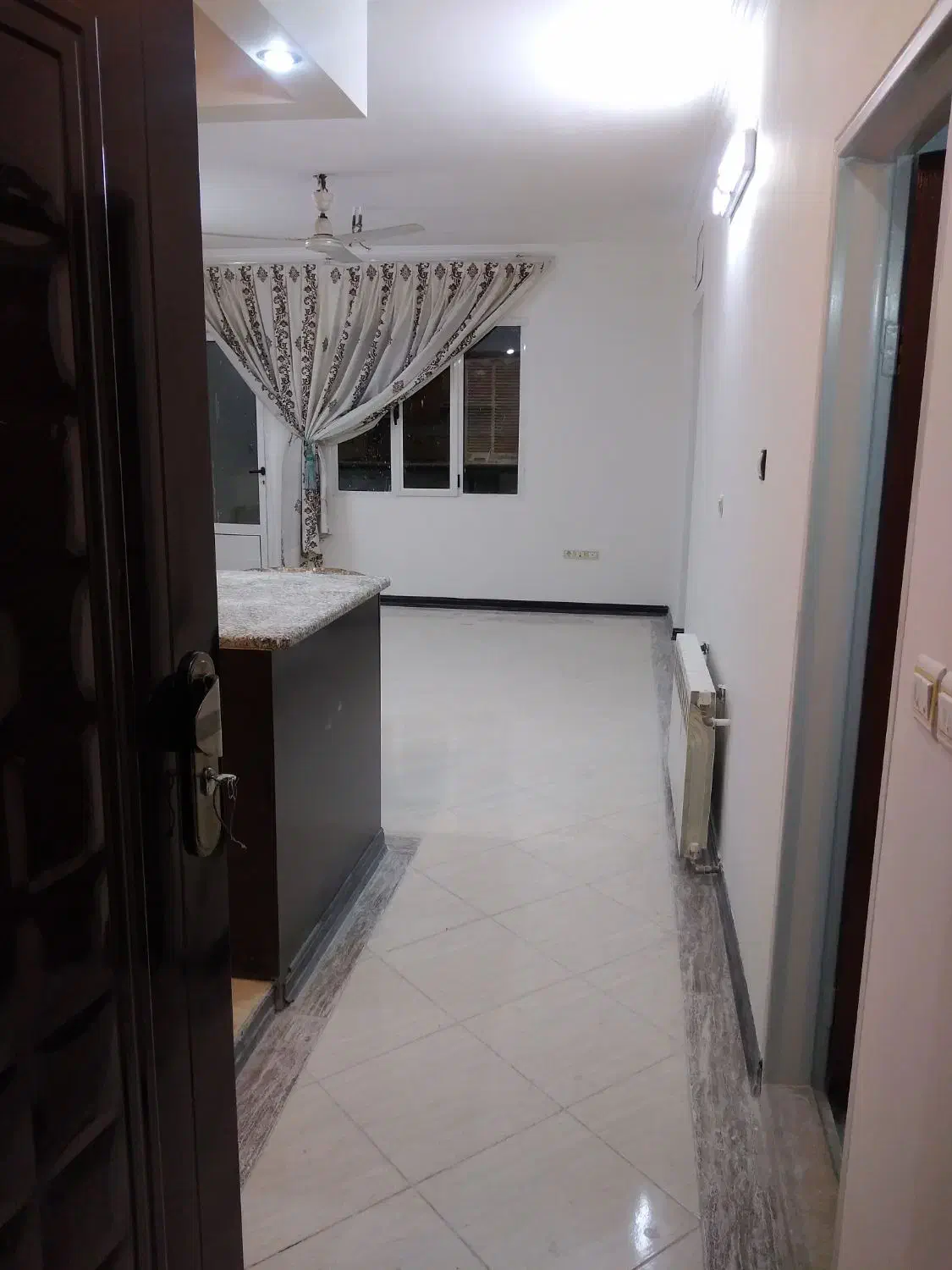 آپارتمان ارغوان/ 120 متری/ 2خواب / مجردی|اجارهٔ آپارتمان|یزد, |دیوار