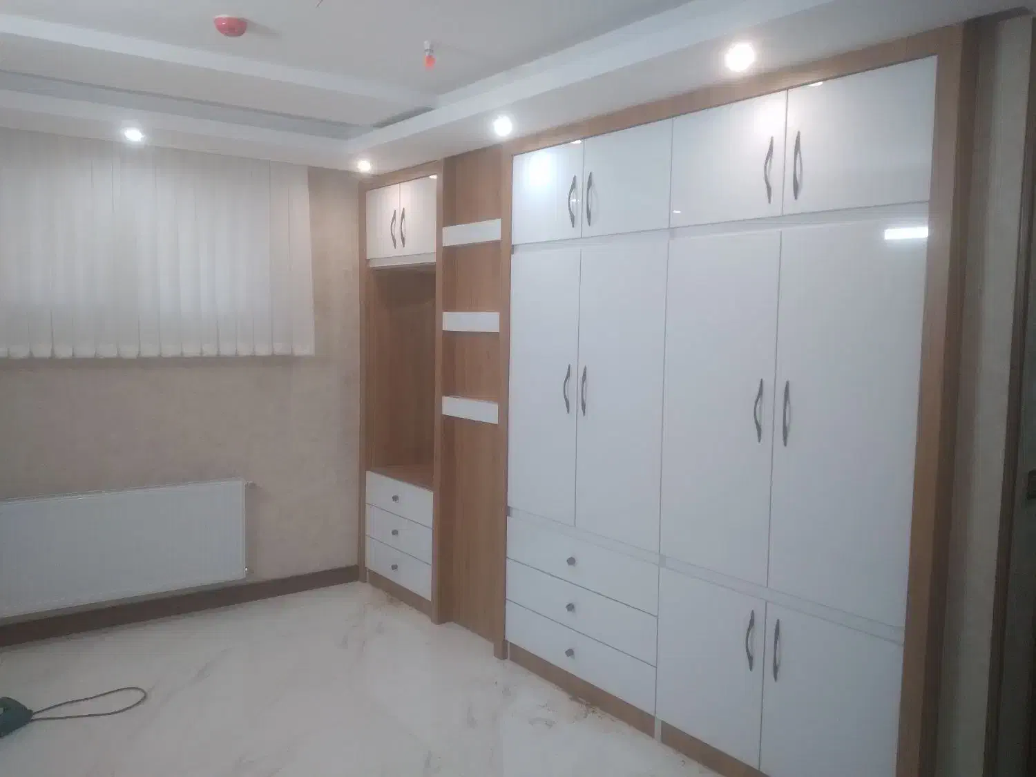 تعمیرات کمد و کابینت و درب و دکوراسیون|خدمات پیشه و مهارت|اصفهان, عسگریه|دیوار