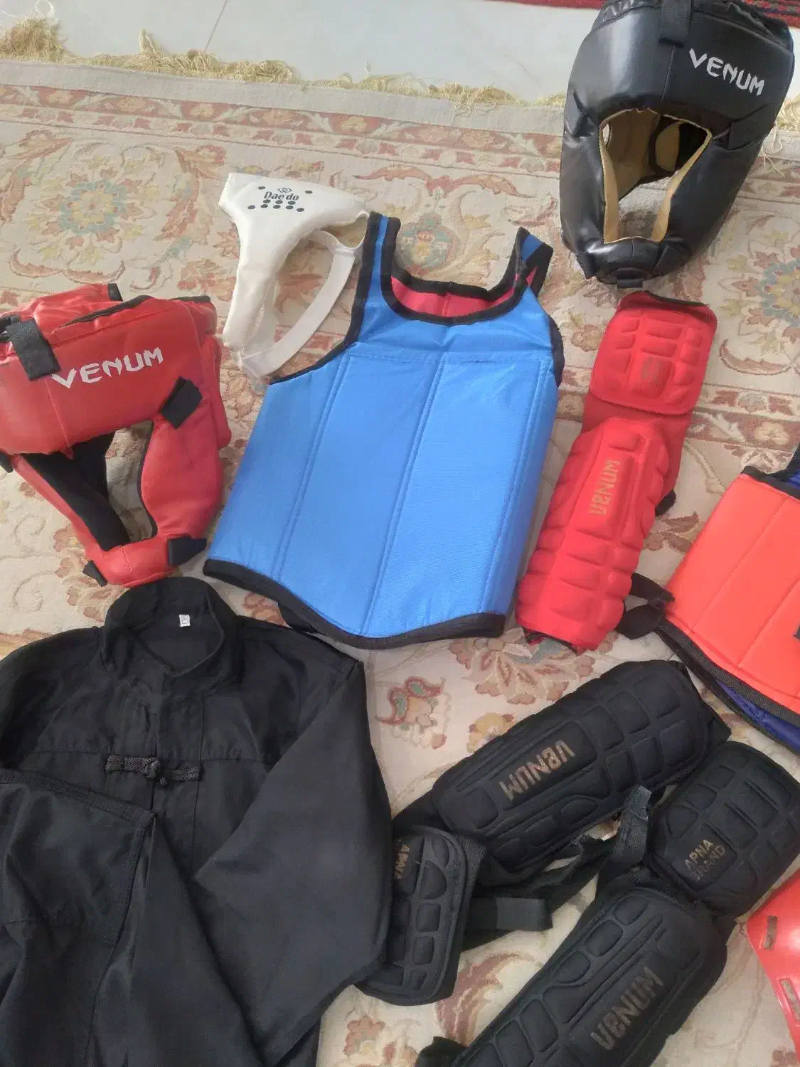 لباس تکواندو کلاه به علت تغییر سایز|تجهیزات ورزشی|کرج, کوی امامیه|دیوار