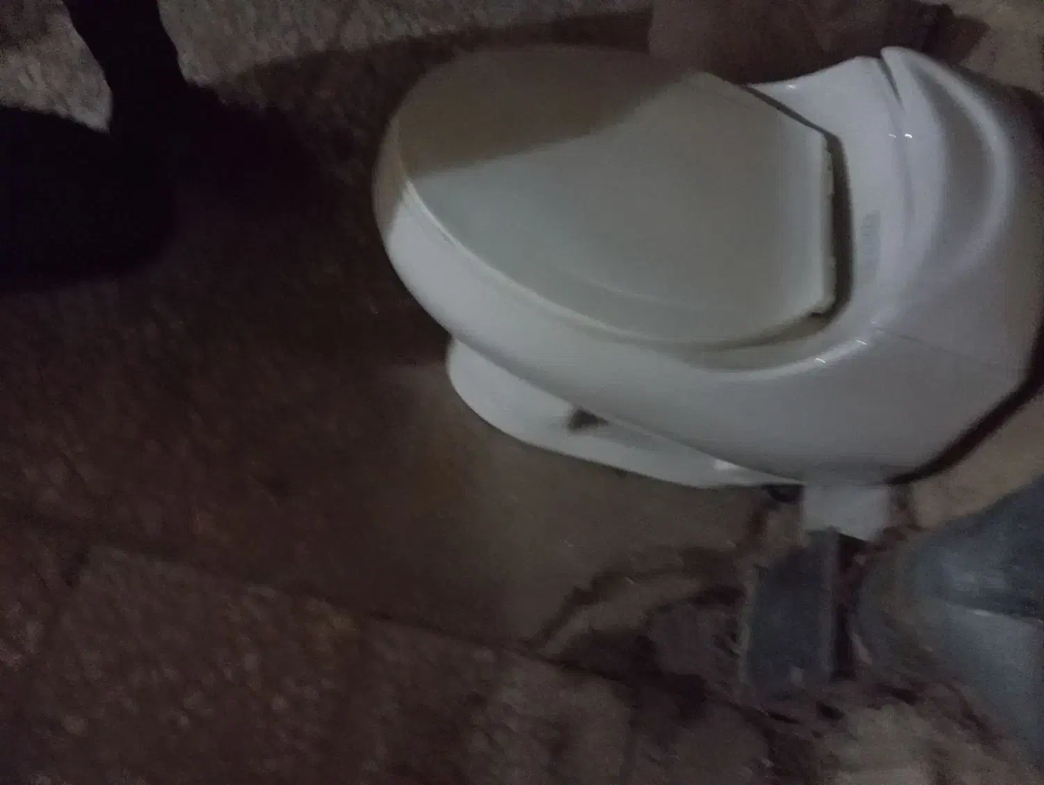 توالت فرنگی|لوازم سرویس بهداشتی|بومهن, |دیوار