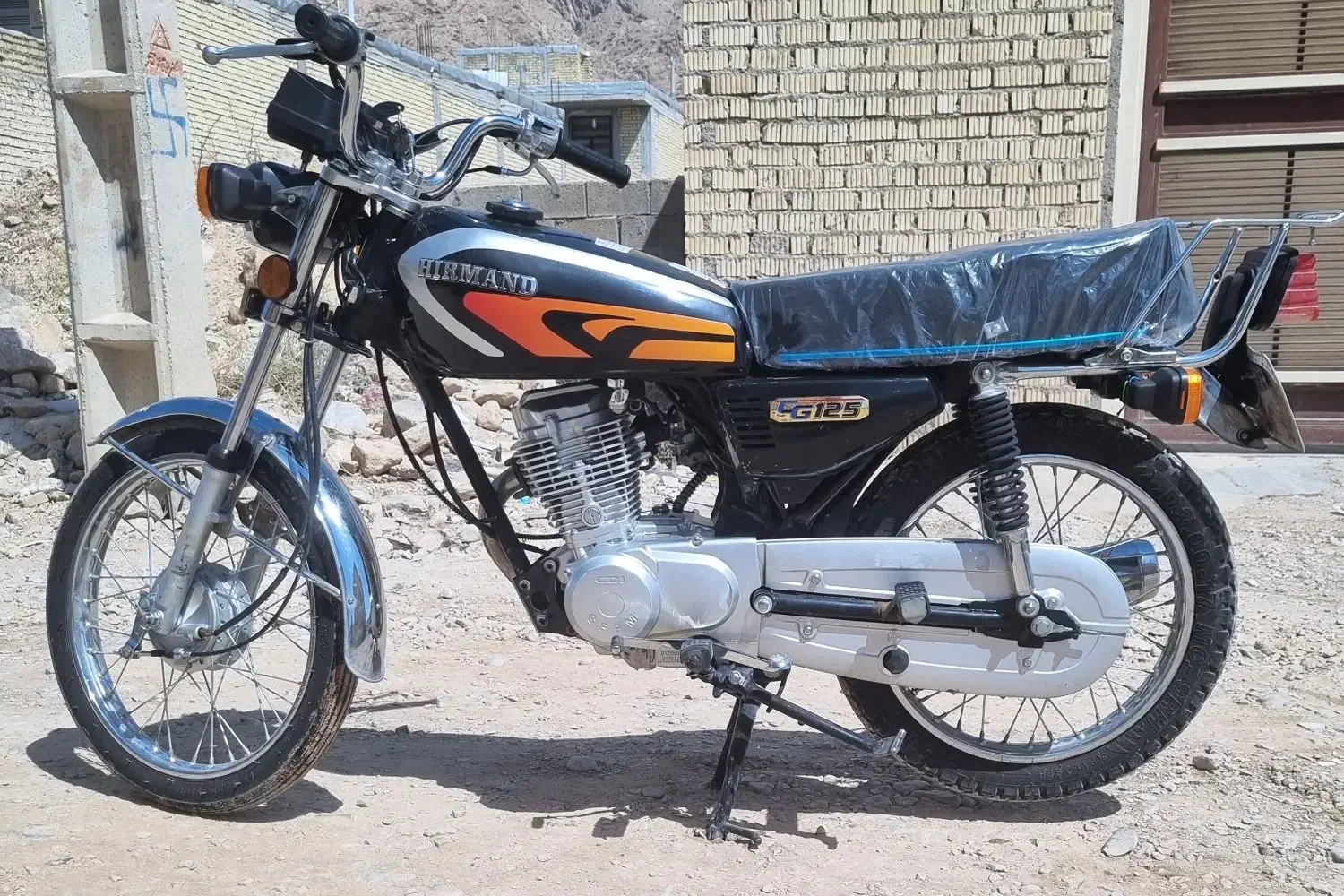 فروش موتور سیکلت هیرمند مدل۹۵|موتورسیکلت|داراب, |دیوار