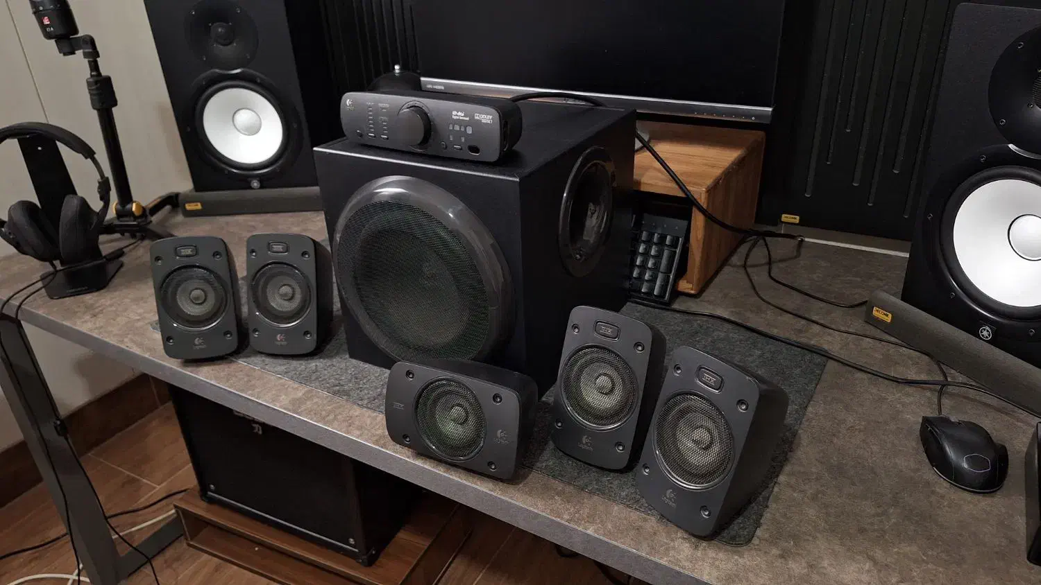 اسپیکر Logitech Z906|قطعات و لوازم جانبی رایانه|شاهینشهر, حافظ شمالی|دیوار