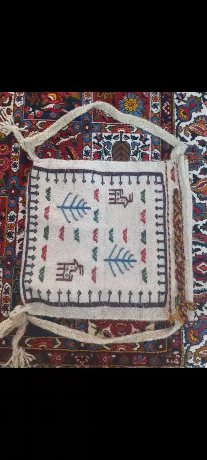 خورجین موتور نمکی وجلد قرآن|کلکسیون اشیاء عتیقه|شهرکرد, |دیوار