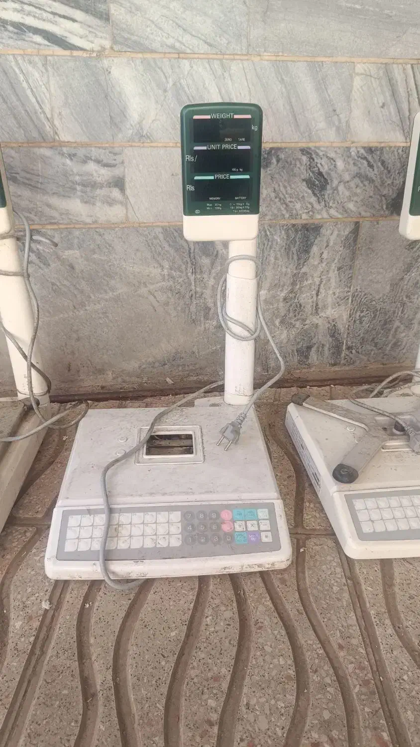 ۳ عدد ترازو|فروشگاه و مغازه|همدان, |دیوار