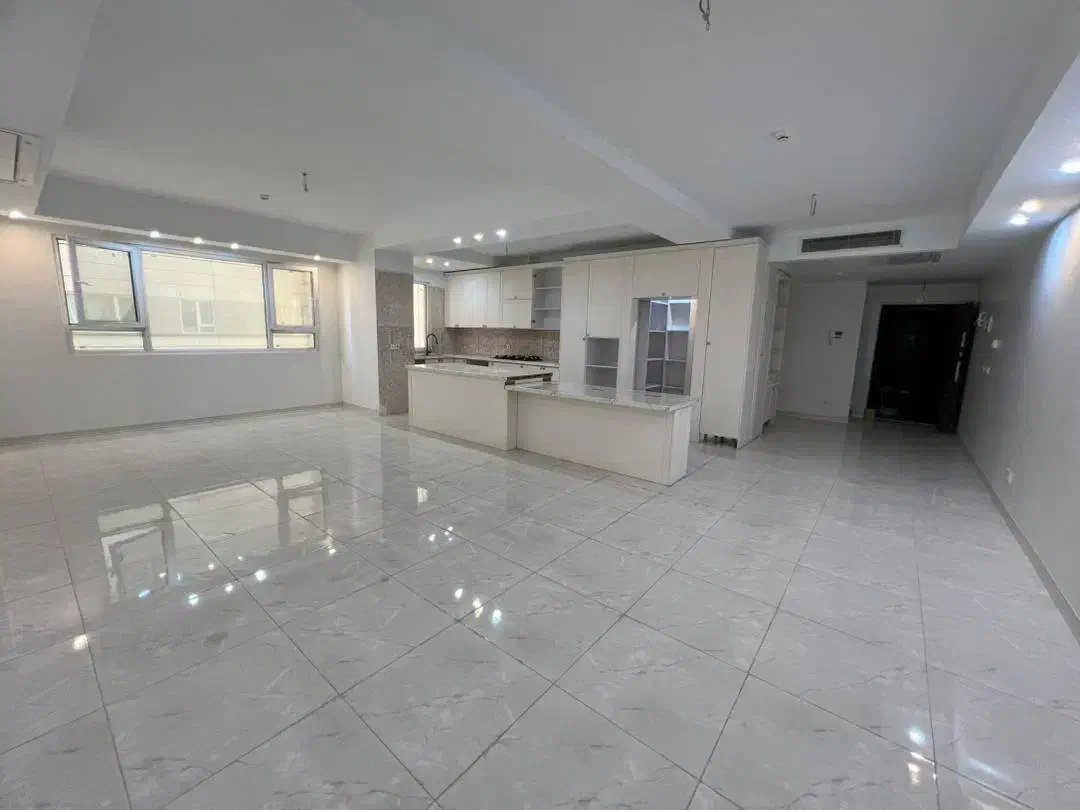 برج نگین ساحل ط10 128متری 2خواب