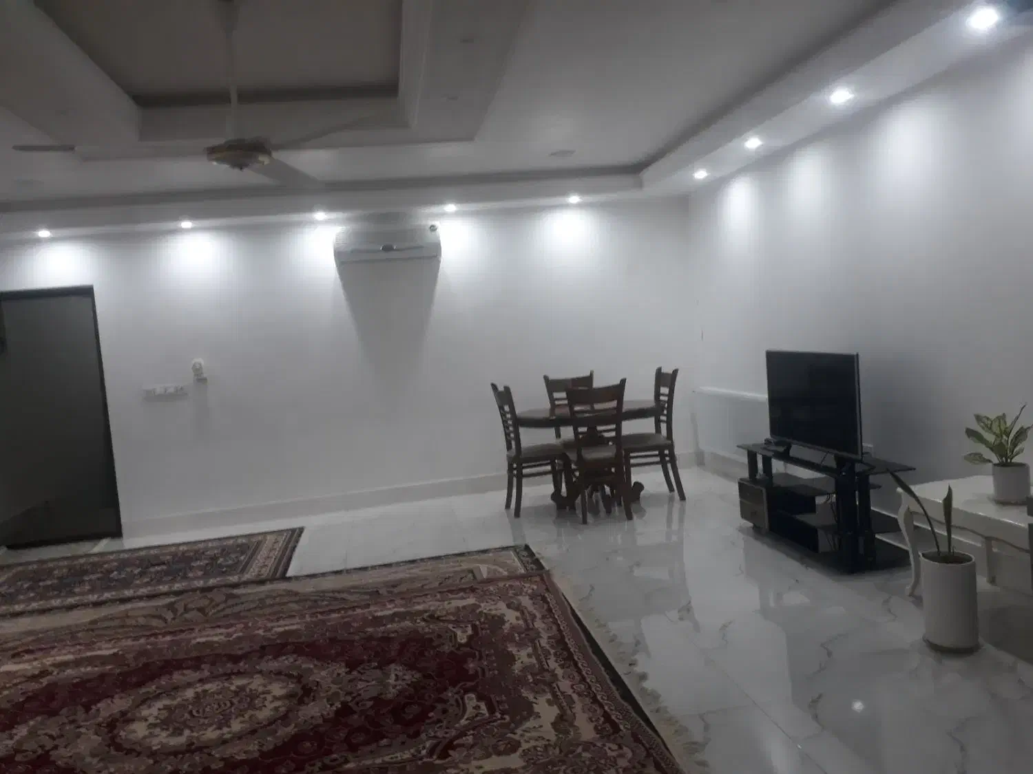 خونه اجاره ای|اجارهٔ کوتاهمدت آپارتمان و سوئیت|مینودشت, |دیوار