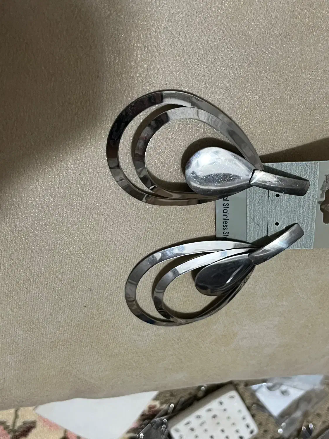 گوشواره|بدلیجات|شاهین‌شهر, نظامی|دیوار