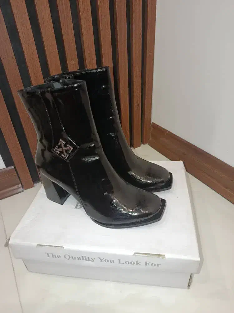 چکمه نو برند kb|کیف، کفش، کمربند|قم, عمار یاسر|دیوار