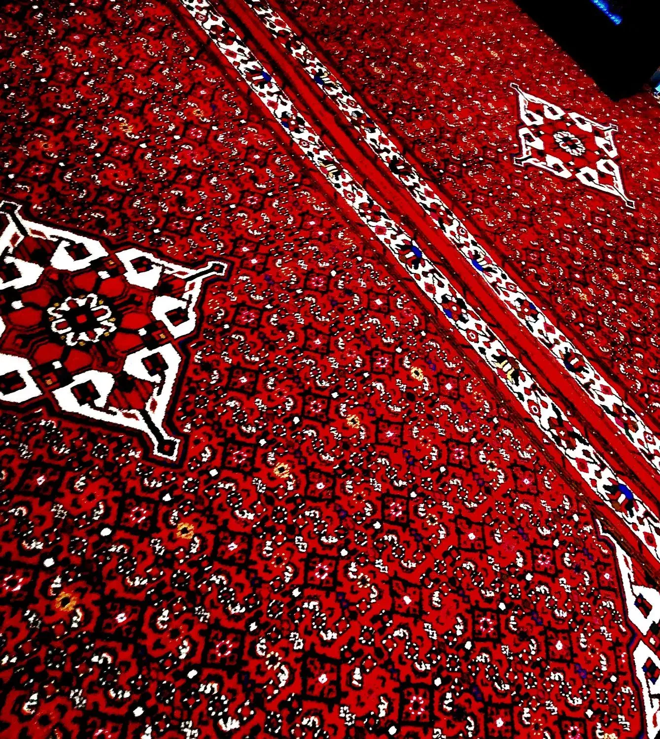 فوری ازندریان اصل(فروش فوری)|فرش|همدان, |دیوار