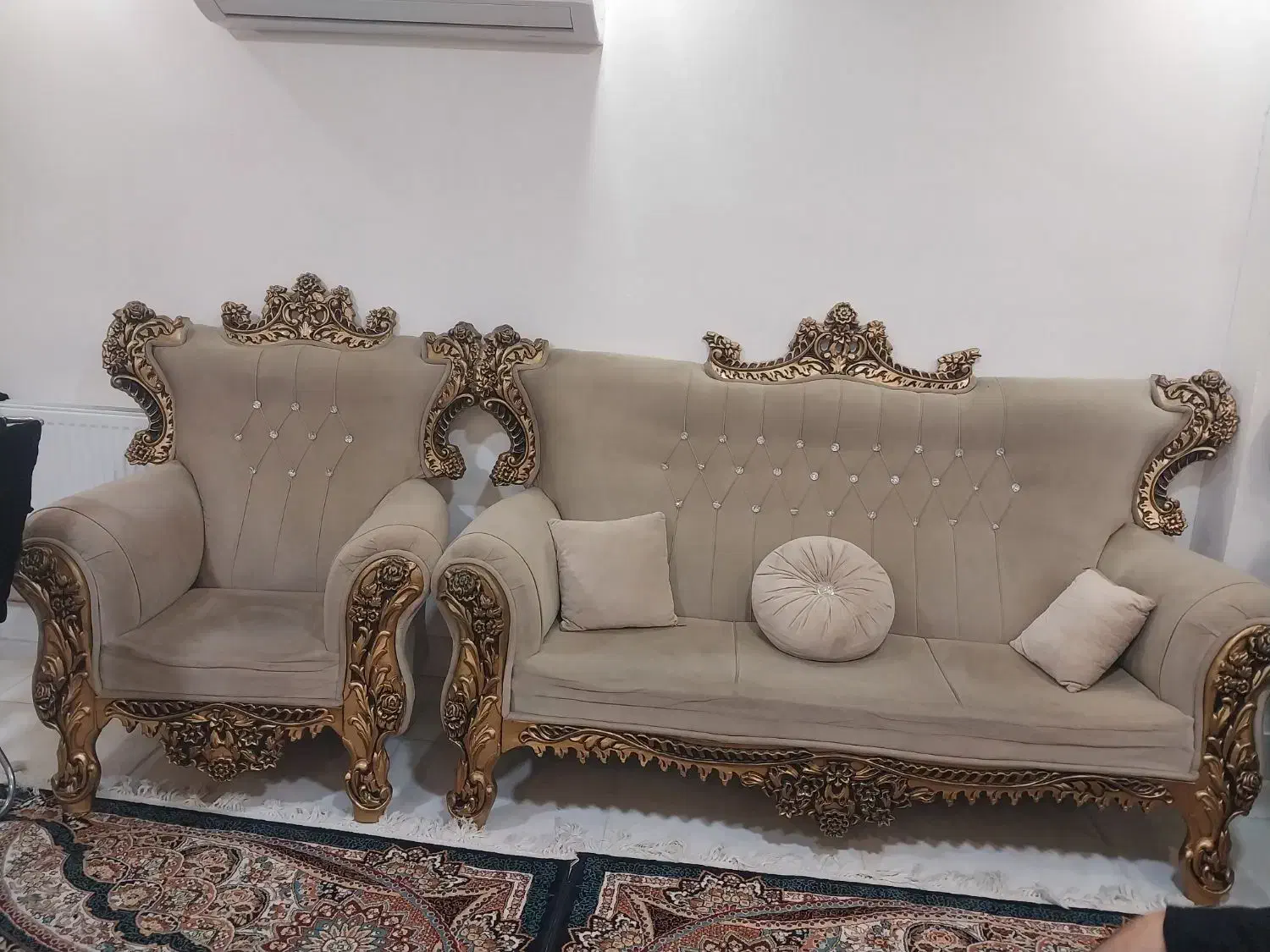 مبل سلطنتی راحتی هفت نفره ب همراه جلو مبلی|مبلمان خانگی و میز عسلی|گنبد کاووس, |دیوار