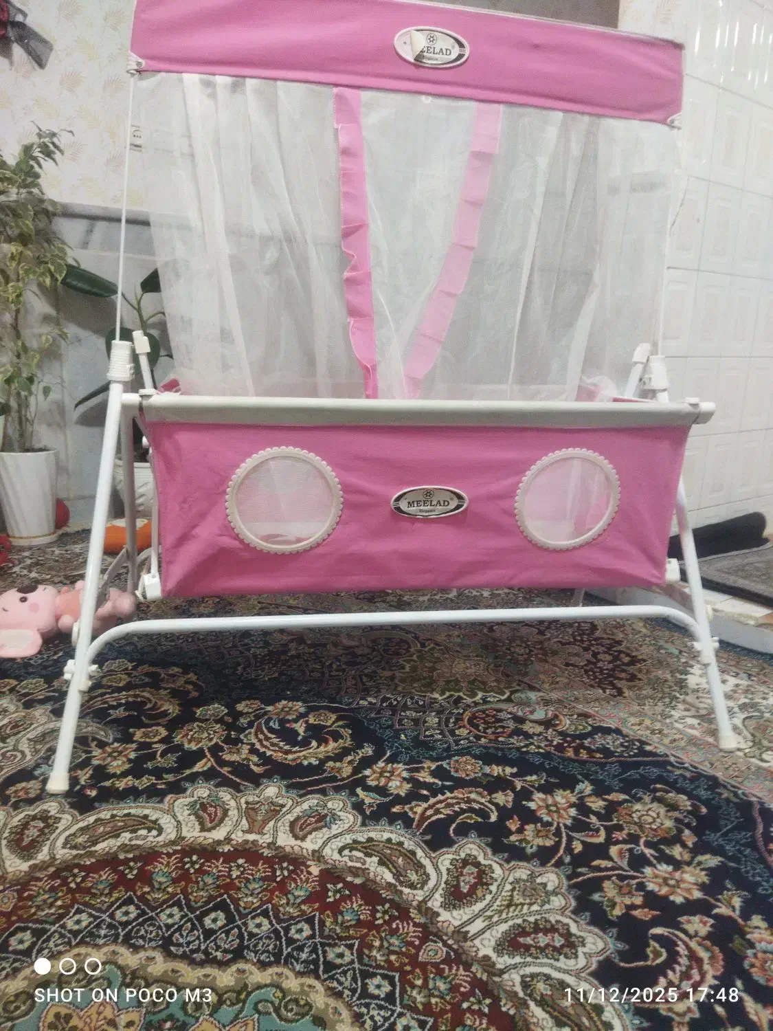 گهواره سالم تقریبا|کالسکه و لوازم جانبی|نیشابور, گنبد سبز|دیوار