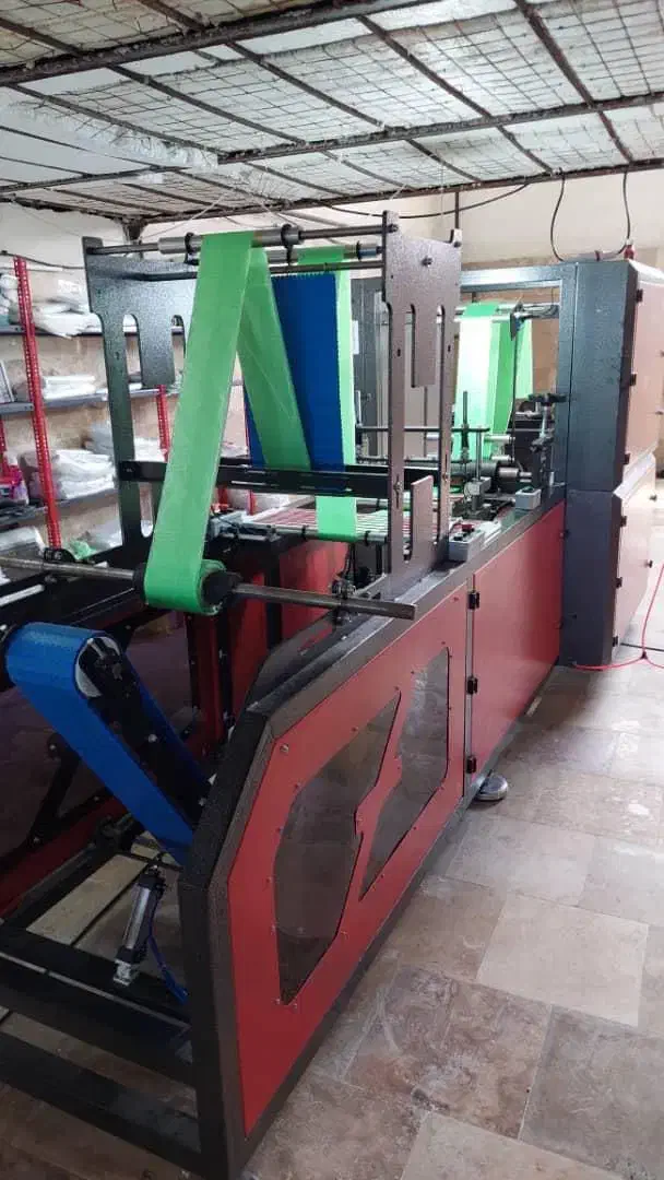 خط بسته بندی رولی محصولات نایلونی|ماشین‌آلات صنعتی|کاشمر, |دیوار