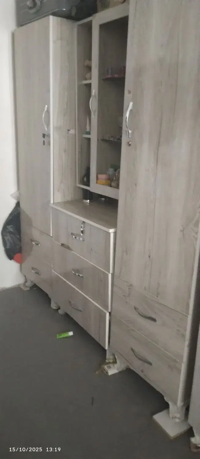 کمدسه تکه همراه تخت کودک|تخت و صندلی بچه|بوکان, |دیوار