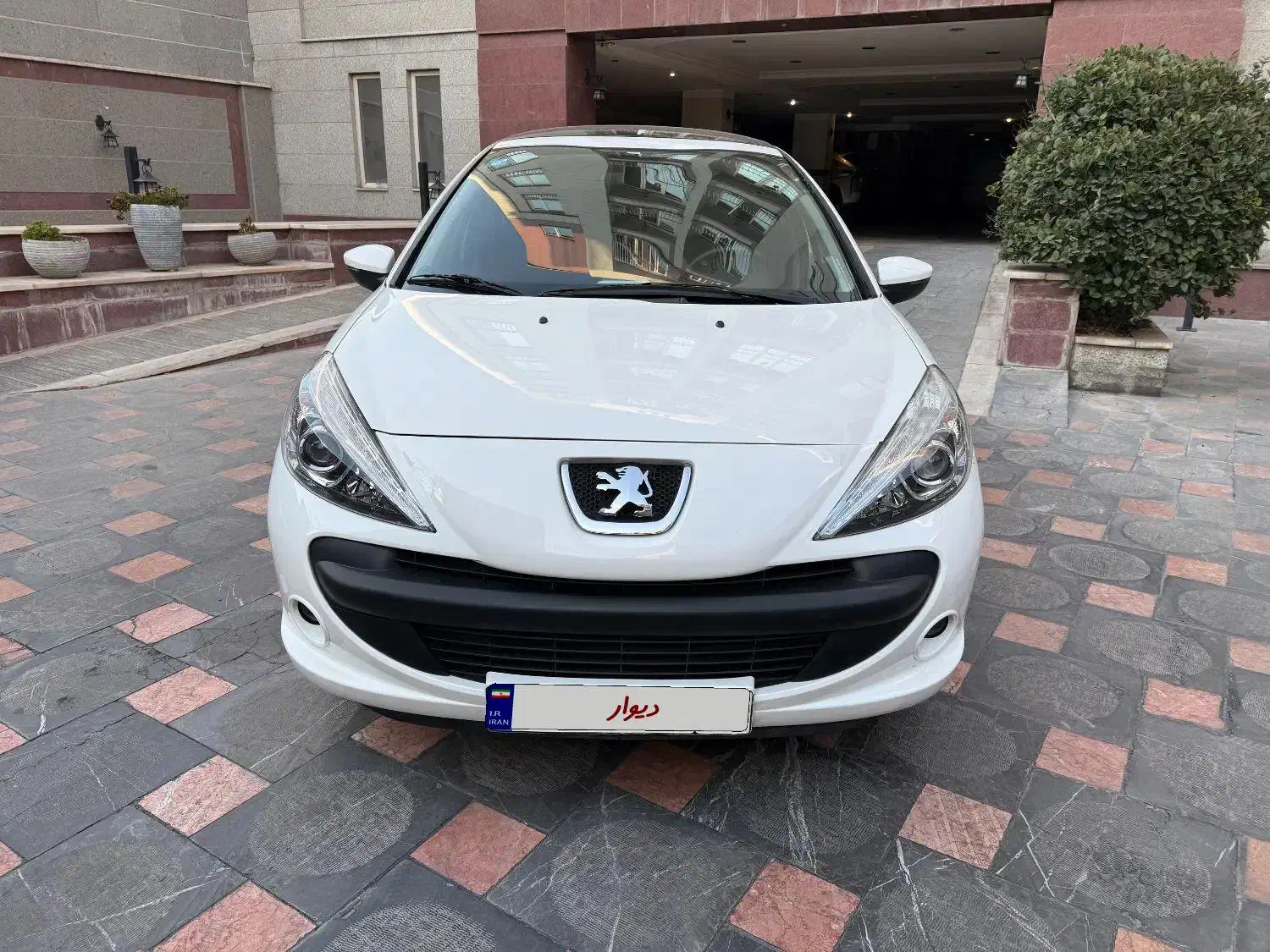 ۲۰۷ اتومات|خودرو سواری و وانت|تهران, پاسداران|دیوار