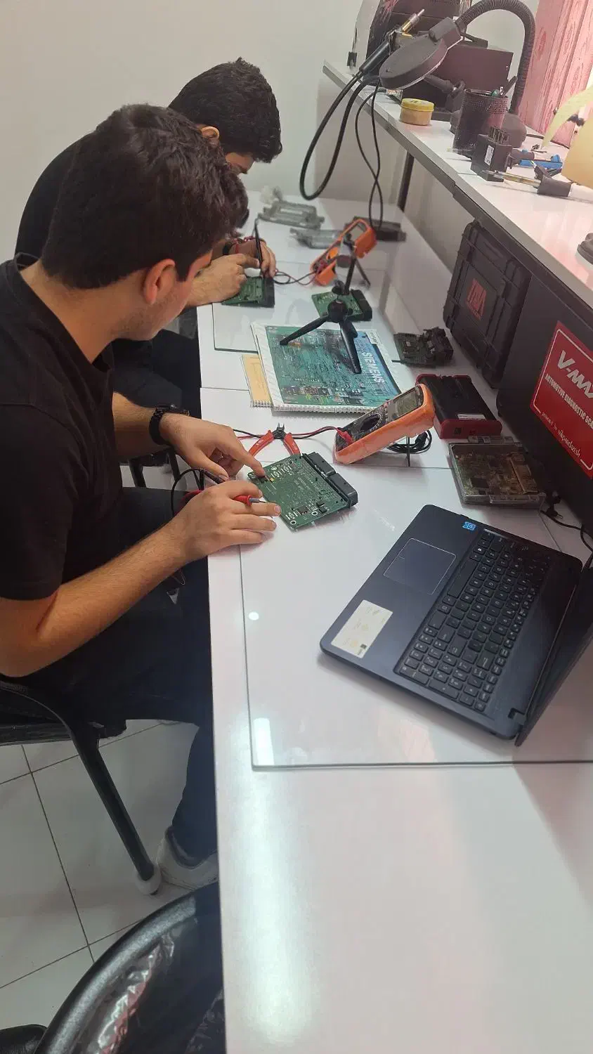 آموزش تخصصی تعمیرات ایسیو تضمینی ECU بامدرک|خدمات آموزشی|اصفهان, خانه اصفهان|دیوار